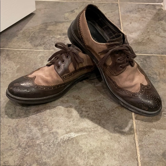 Johnston & Murphy leather and suede wingtips - Picture 2 of 6